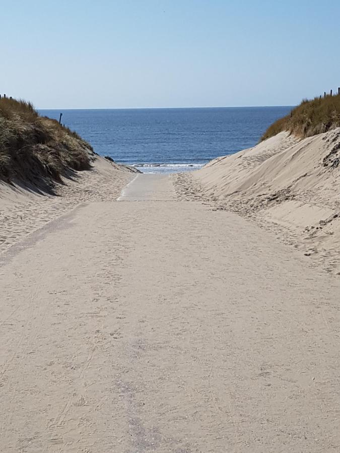 Romantisch Huisje Nabij Het Strand Met Uitzicht Op De Tulpenvelden Julianadorp Zewnętrze zdjęcie